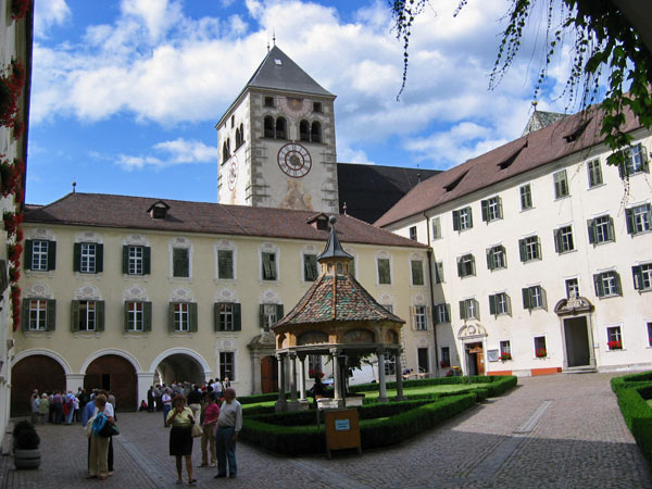 Kloostertuin van klooster Neustift