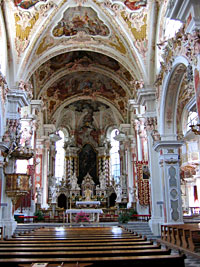 Prachtige barokke kerk van klooster Neustift