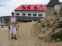 Anita bij de Tierser Alpl Hütte