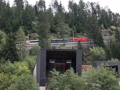 De Mattorhorn Gotthardbahn bij Fiesch